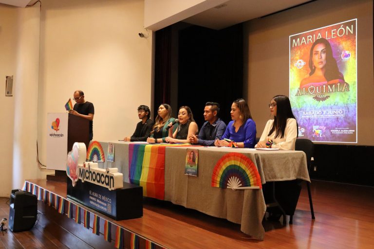 Pride de Cuitzeo este fin de semana con María León