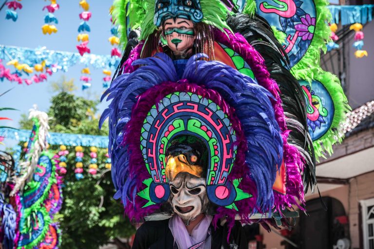 Los tlahualiles llenan de fe y tradición las calles de Sahuayo