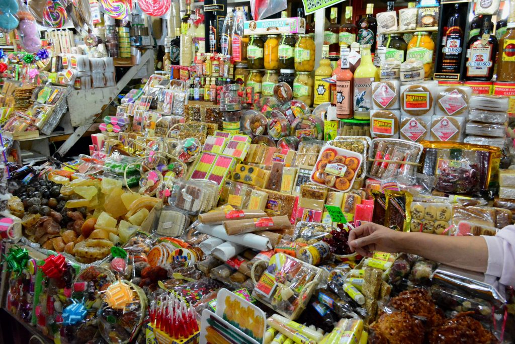 Mercado de Dulces y Artesanías 