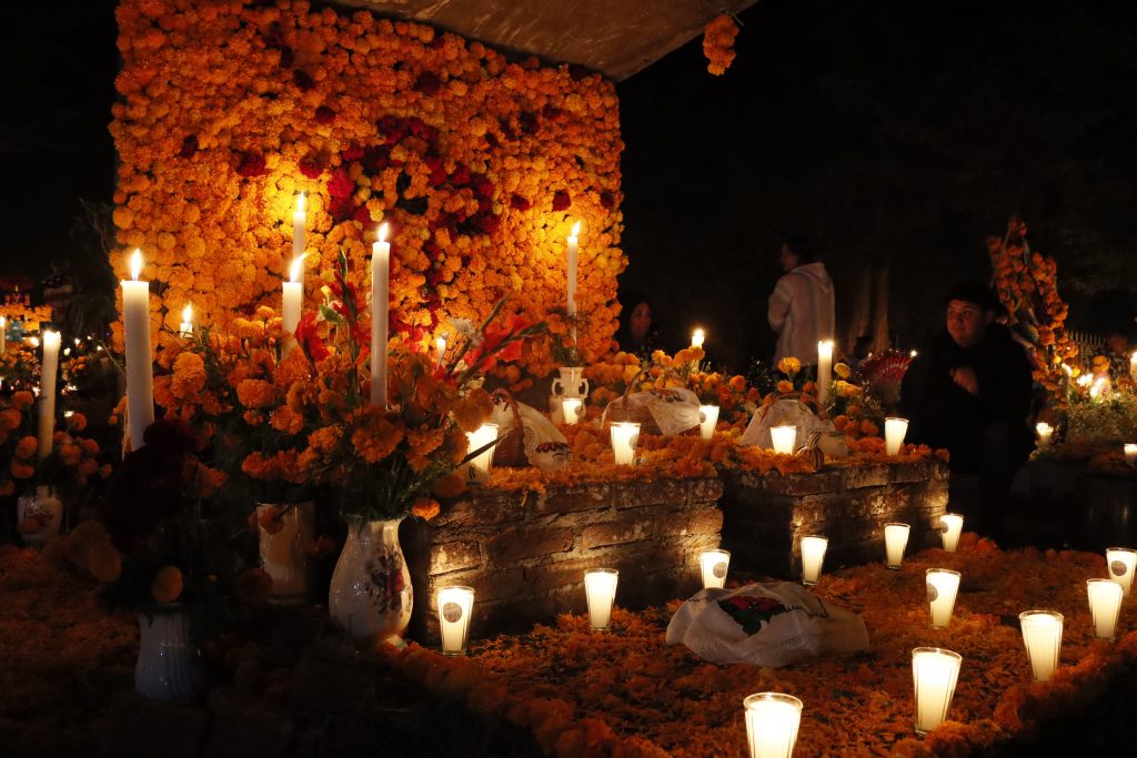 Panteón de Tzurumutaro en Michoacán