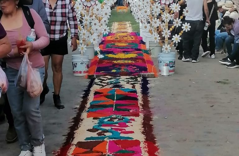Patamban celebra a Cristo Rey con arte y devoción