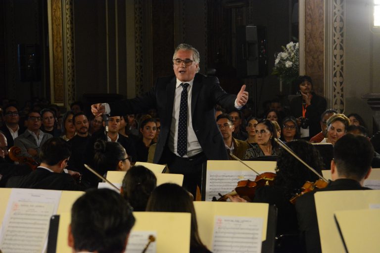 La Orquesta Sinfónica de Michoacán celebra el mes del amor con la música de Tchaikovsky