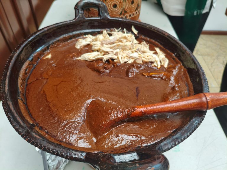 Tupátaro celebrará la tradición culinaria con la Feria del Mole 2026